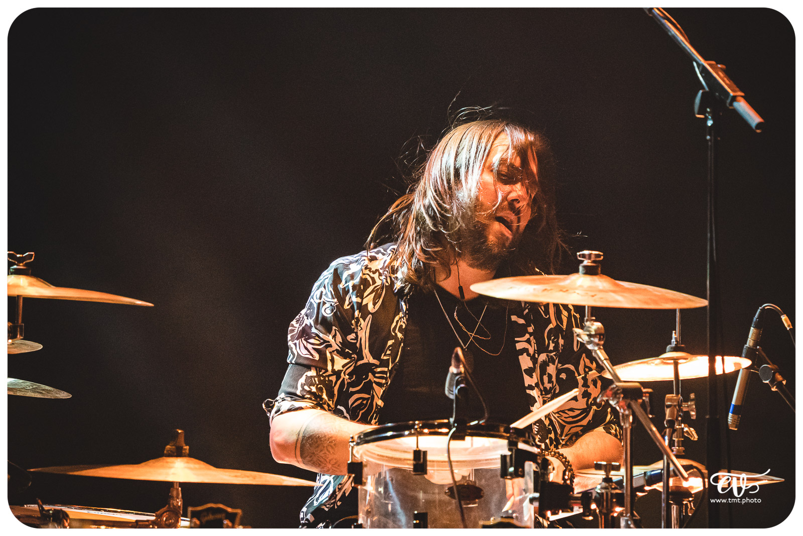 L'HISTOIRE DU ROCK EN 13 GUITARES